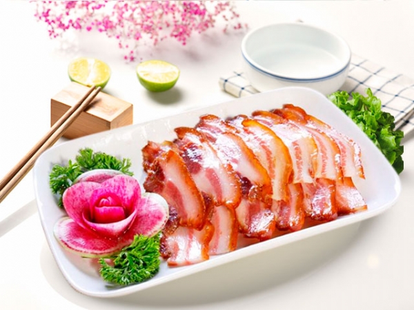 服務(wù)距離，健康零危害，加盟零風(fēng)險(xiǎn)就選三零熟食加盟